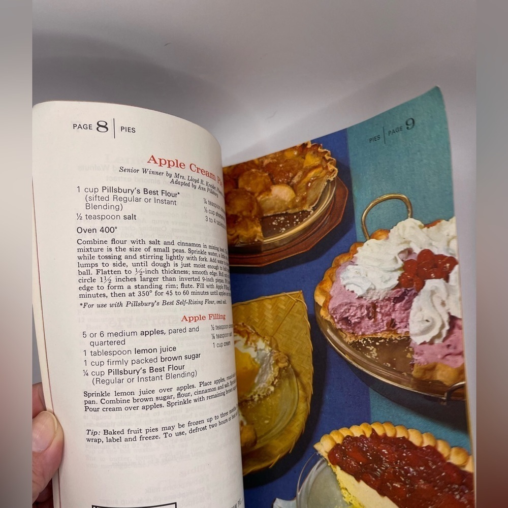 100 New Bake Off Recipes Vintage Grand National Pillsbury 1965 USA Winners - Picture 12 of 12